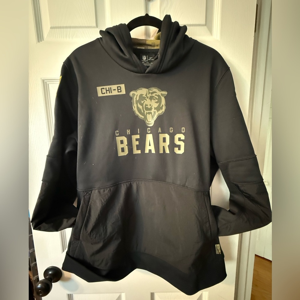 Chicago Bears Woman’s Black Hoodie